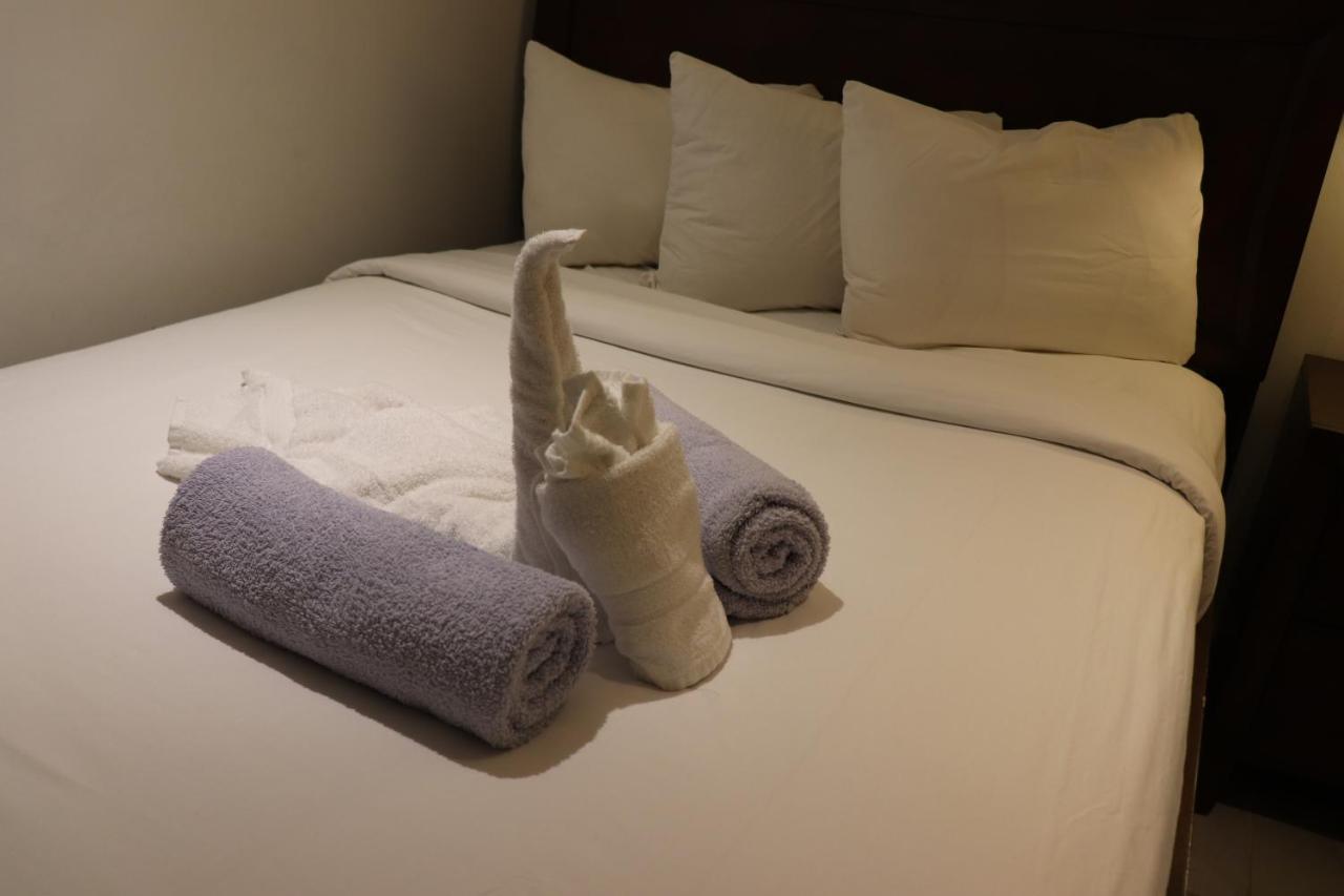 On Hollywood Beach - Affordable Two Bedrooms Sleeps 6 With Two Bathrooms 戴尼亚 外观 照片