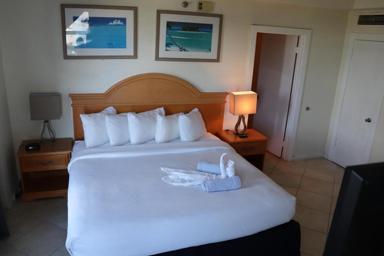 On Hollywood Beach - Affordable Two Bedrooms Sleeps 6 With Two Bathrooms 戴尼亚 外观 照片